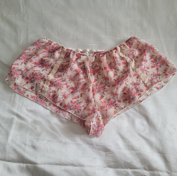 Floral Sleep Shorts, Lg Forever 21 - Picture 9 of 9